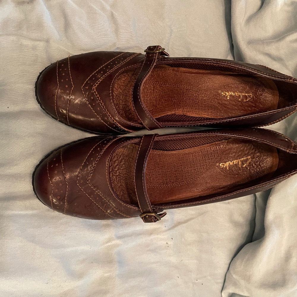 Clarks Mary Jane Heels
